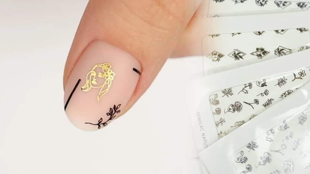 Jak nakleić naklejkę na paznokcie, aby efekt był perfekcyjny? Jak nakleić naklejkę na paznokcie, aby efekt był perfekcyjny?