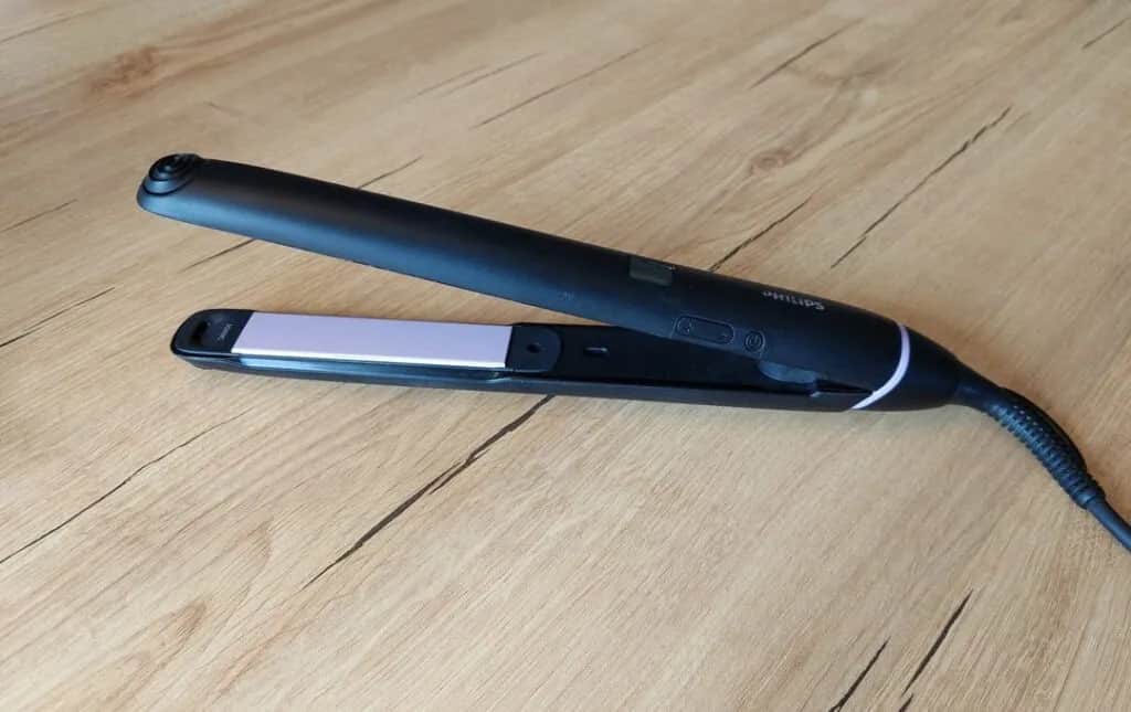 Czym wyczyścić prostownicę, aby uniknąć uszkodzeń i zyskach efektywność